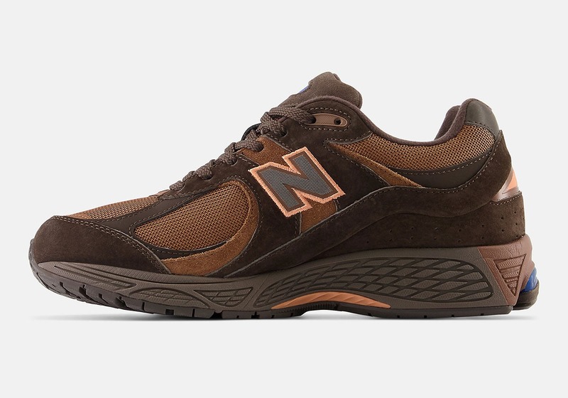 Få fingrene i New Balance 550 Au Lait hos de bedste sneakerforhandlere i hele verden